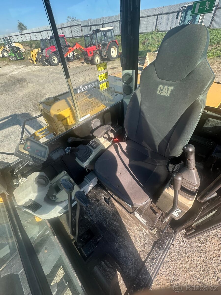 Caterpillar 305.5E2 - 13