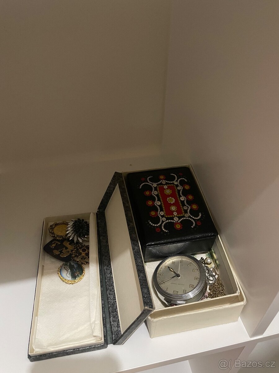 Starožitné sklo-porcelán-nádobí-drobnosti - 13