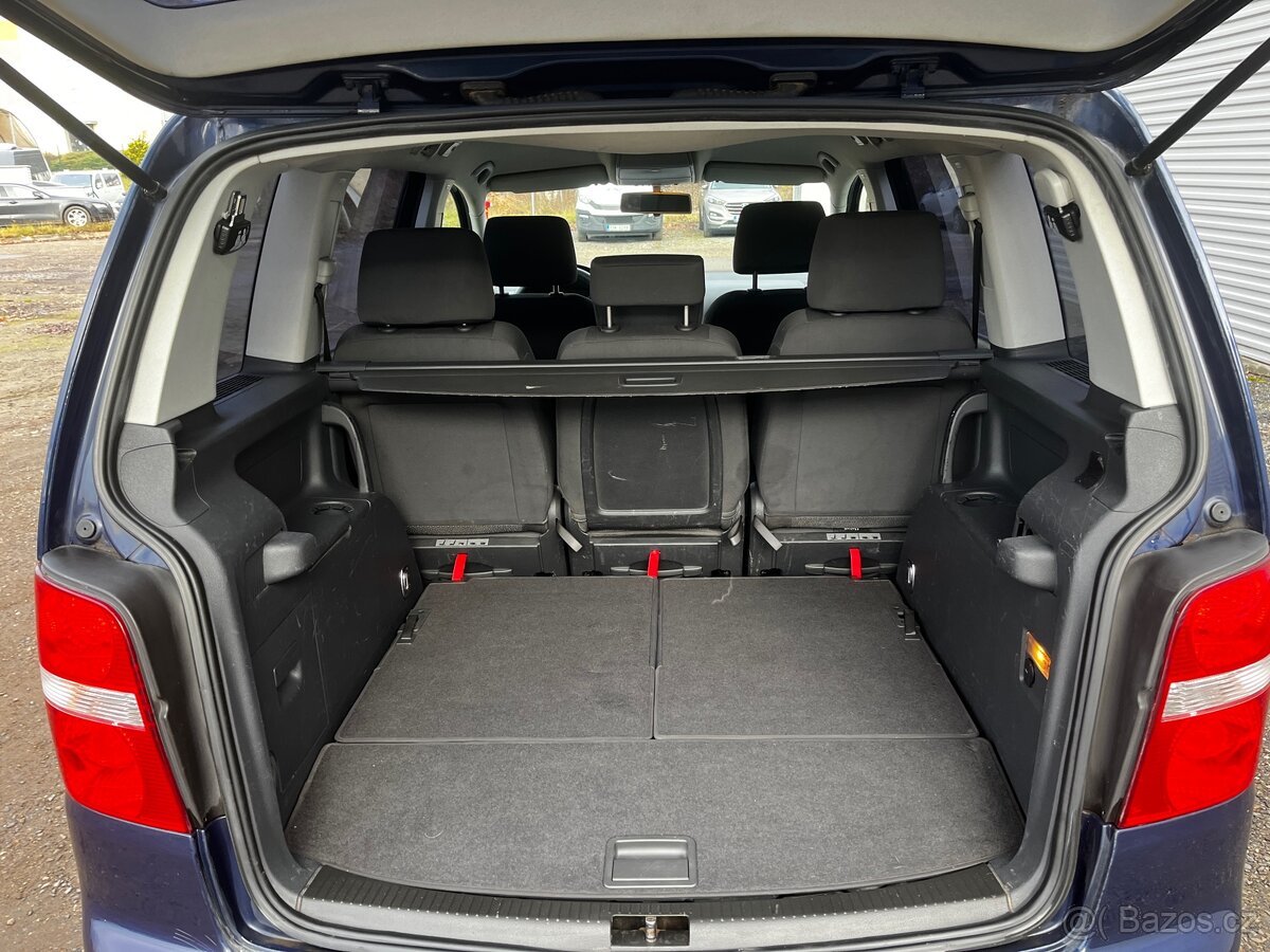 Volkswagen Touran 1,9TDi 7 míst 77kW - 13