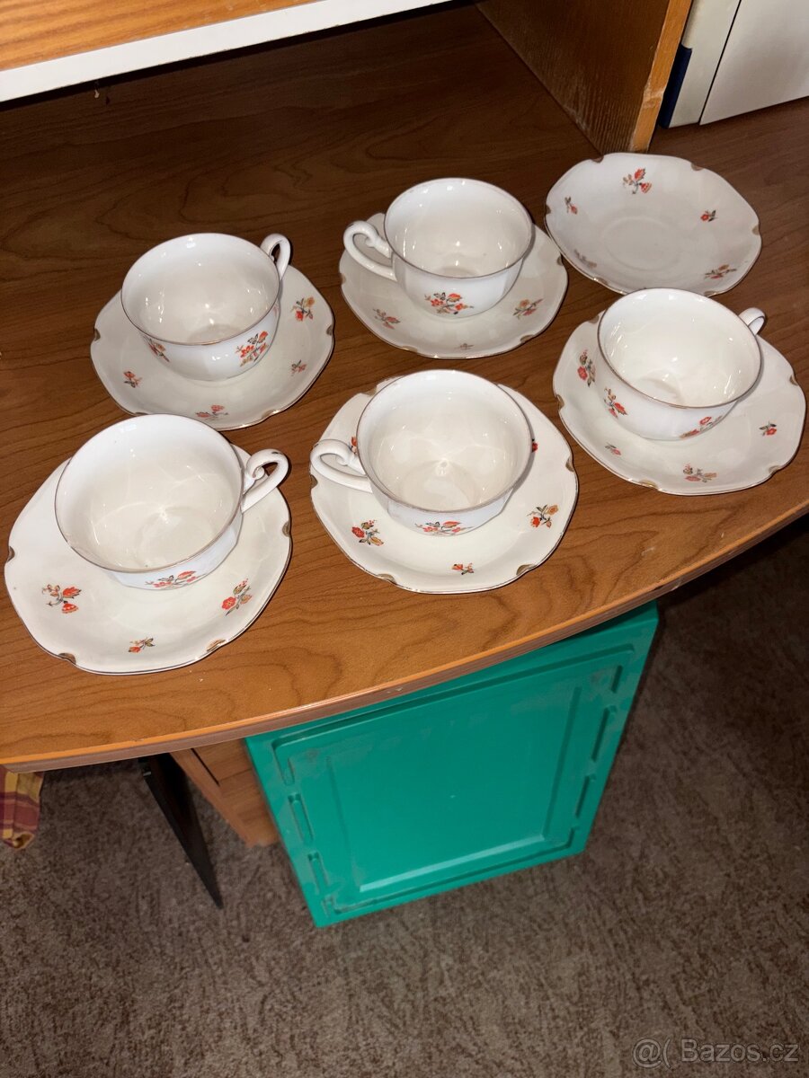 Porcelán, sklo - 13