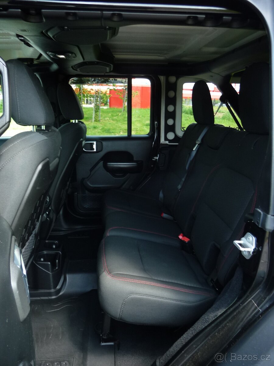 JEEP WRANGLER RUBICON V6 PENTASTAR 3,6VVT 287Hp - nové v ČR - 13