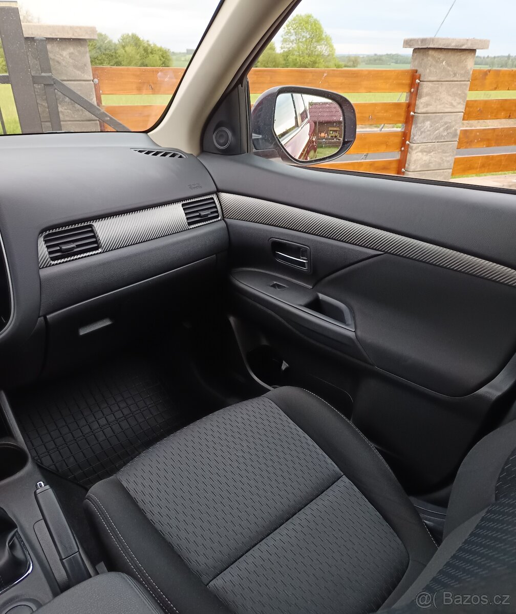 Mitsubishi Outlander 2.2 Di-D 110kw 9/2014 - 13