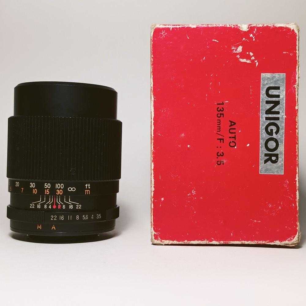 Objektiv Unigor Auto 135 mm f/3.5 pro M42 - 13