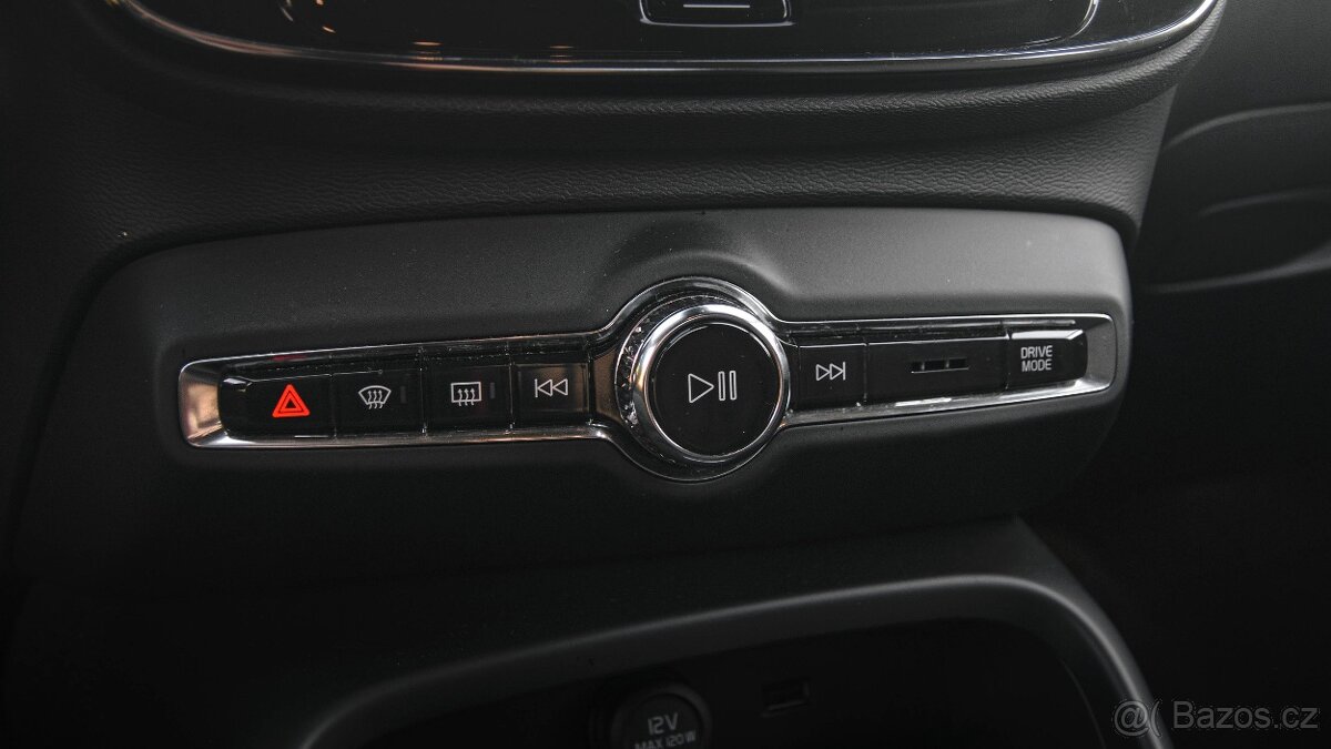 Volvo XC40, D3 AWD 2,0/110kW - 13