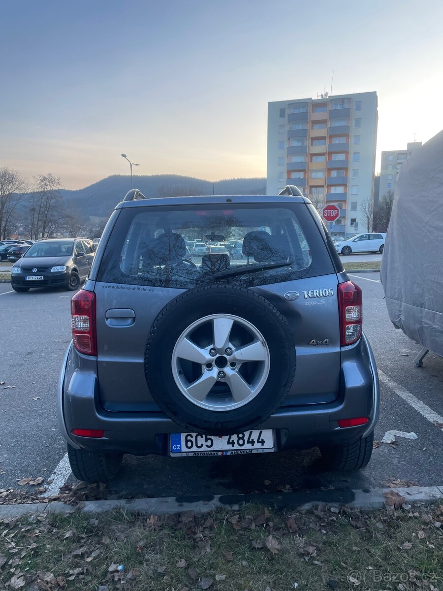 Daihatsu terios 1.5i 4x4 - 13