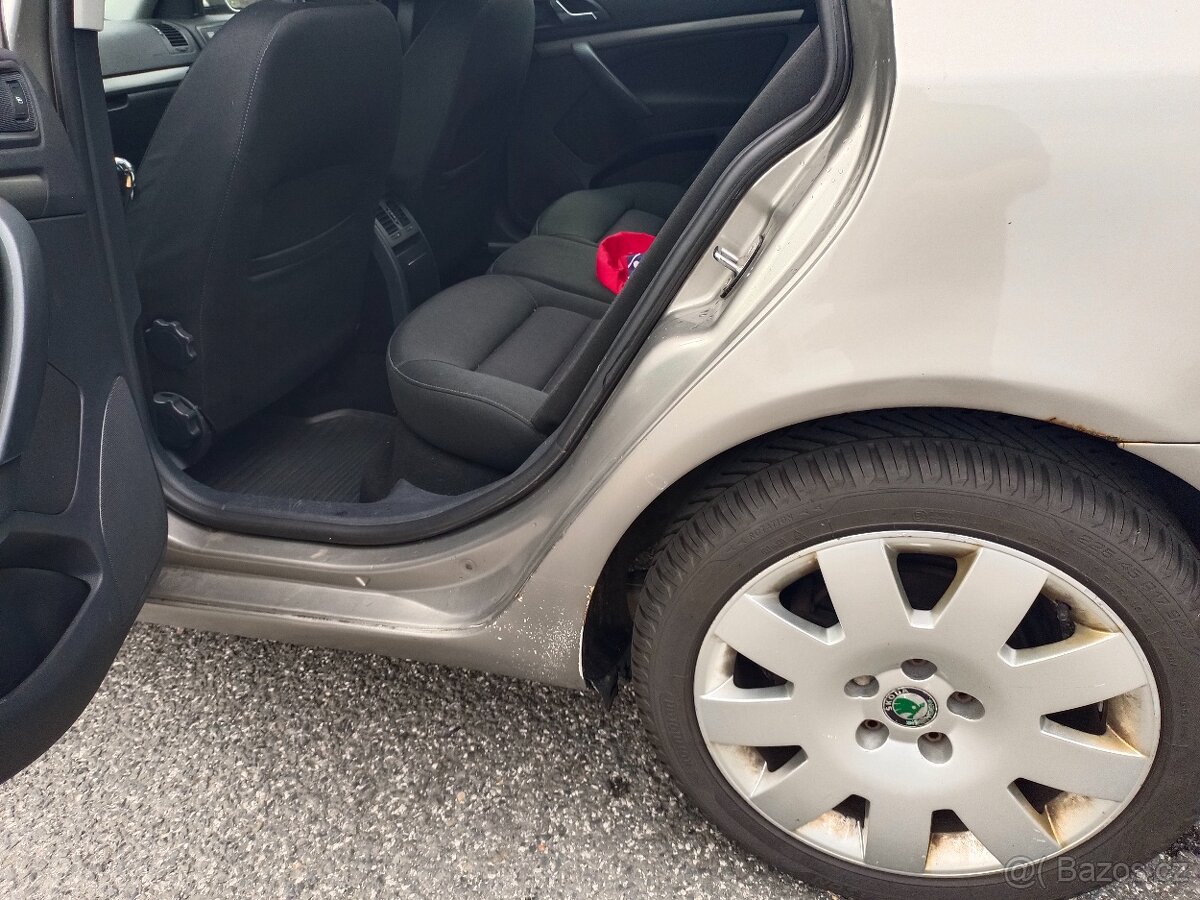 Škoda Octavia 2.0 TDi nová klima - 13