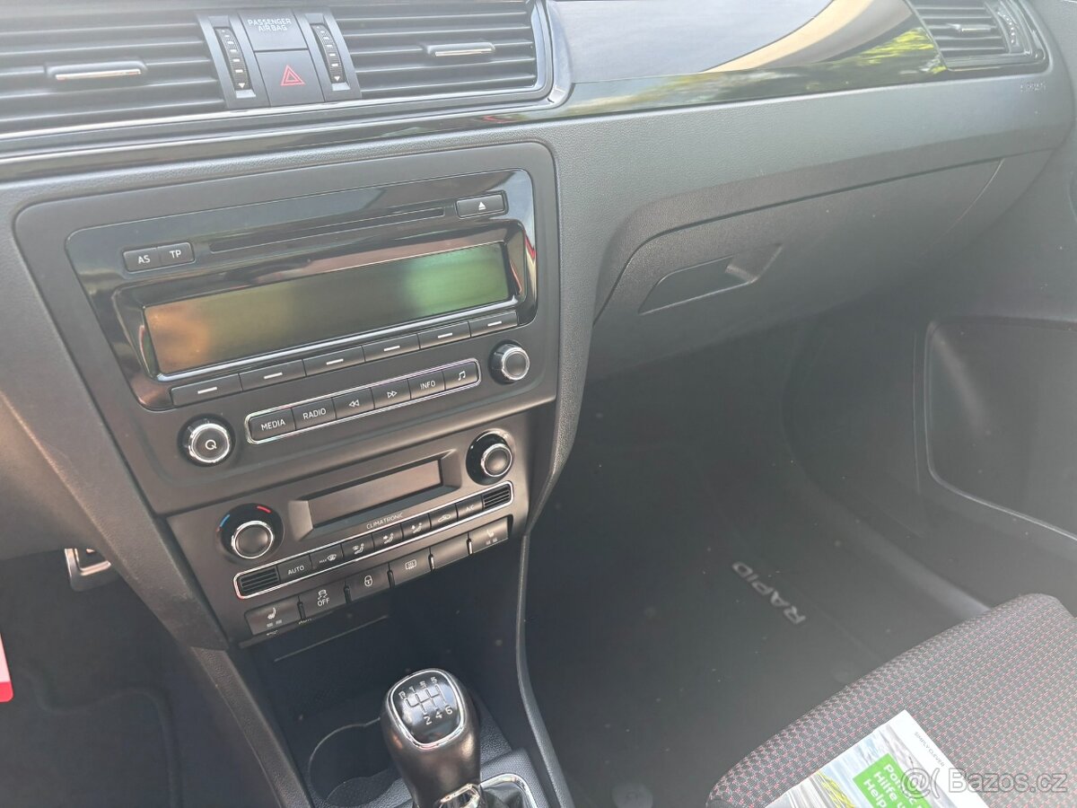 Škoda Rapid 1.2 Tsi 77kw Spaceback r.v.2015 serviska - 13