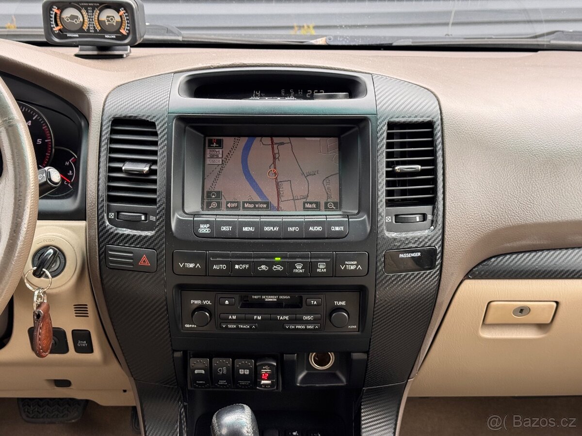 Toyota Land Cruiser 120 prado - 13