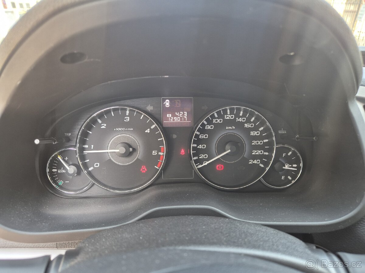 Subaru Outback 2.0D 4x4 AWD 110 kW Klima - 13
