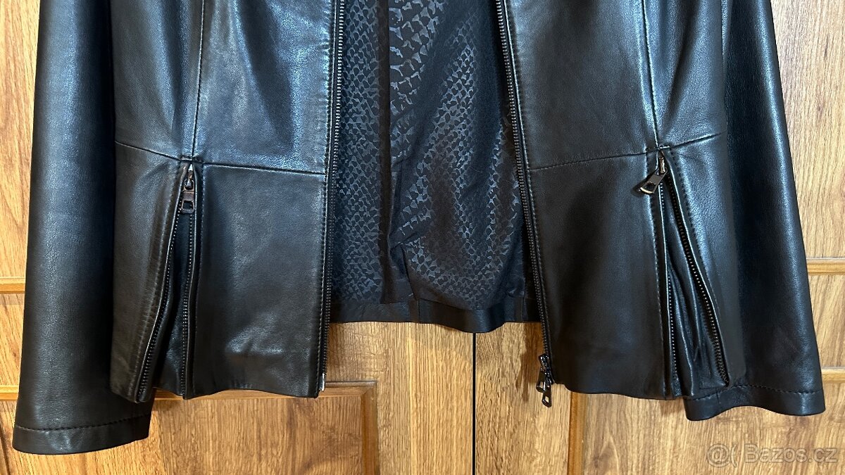 Dámská kožená bunda zn. KARA - 13