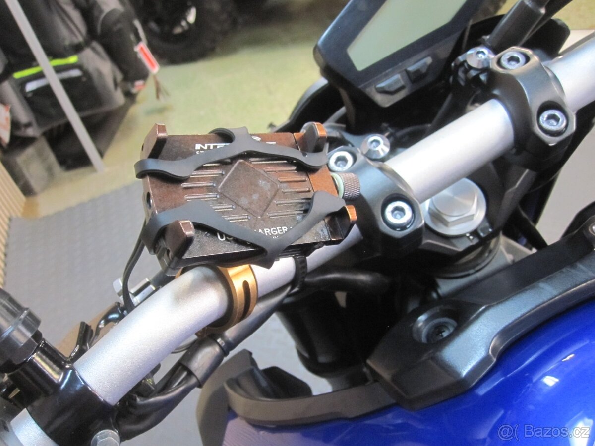 Yamaha MT-09 ABS - 13