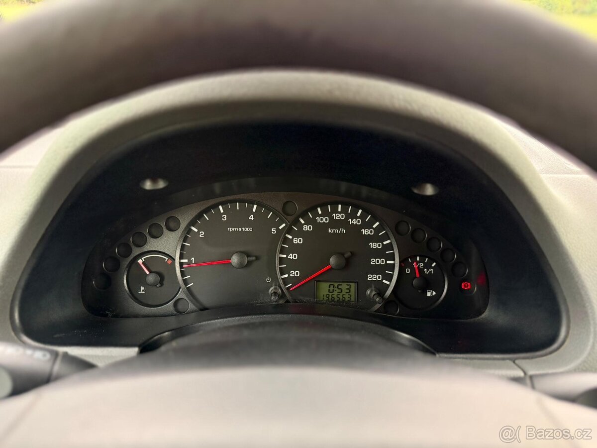 Ford Transit Connect - 13