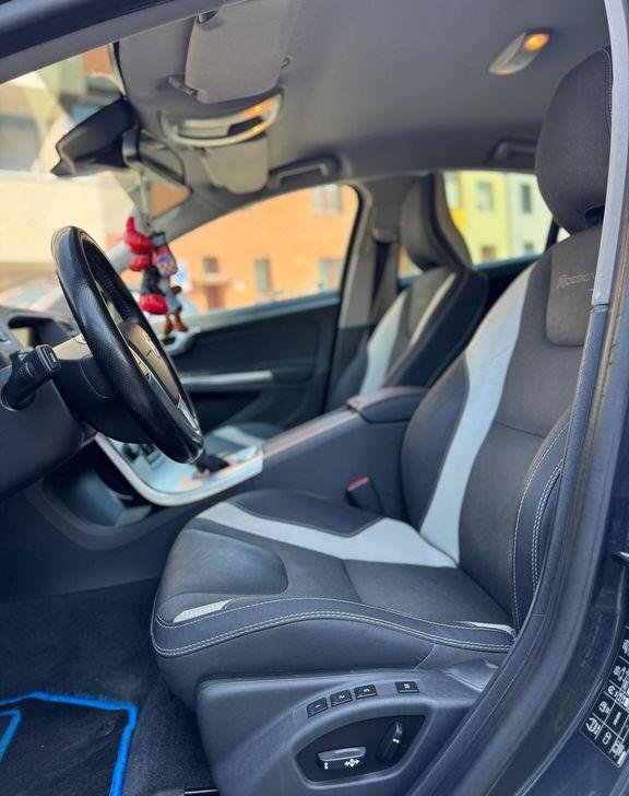 Volvo S60, 2.4D5 R-Design servis.historie - 13