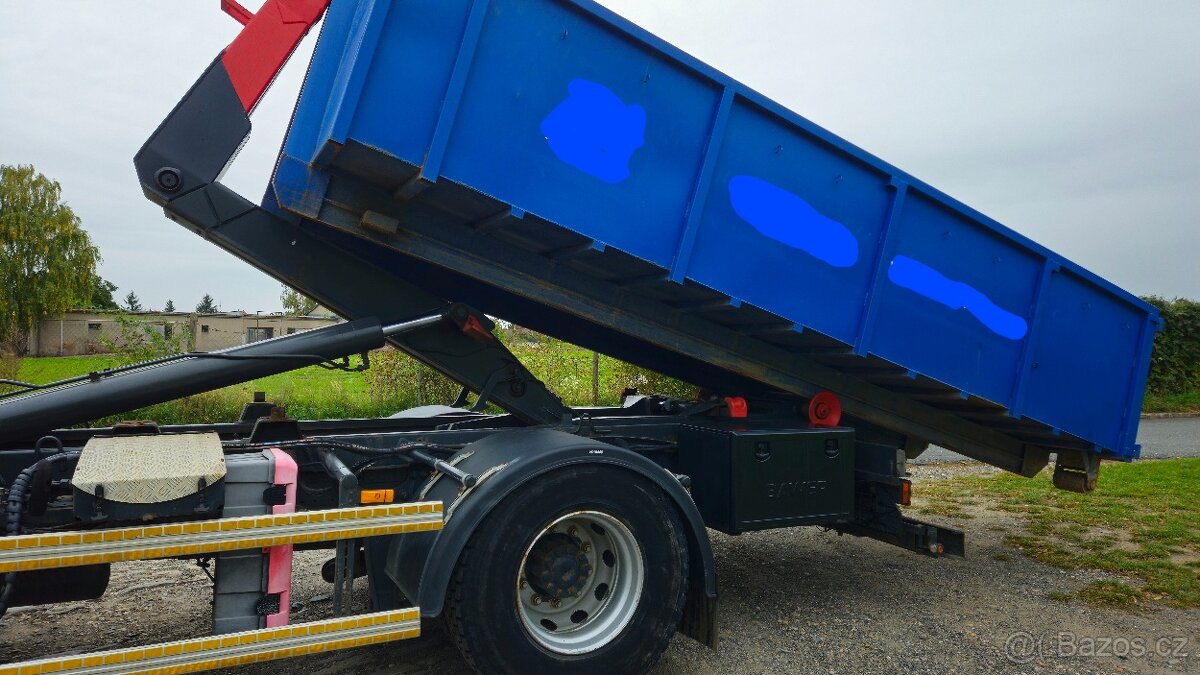 Hákový nosič kontejnerů s hyd. rukou Mercedes AXOR - 13