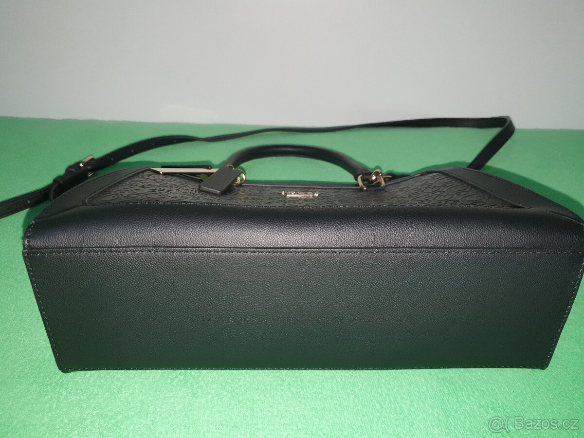 Dámská kabelka Guess - 13