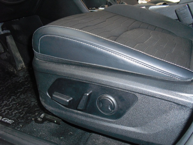 kia sportage 1.6 CRDI 100kw r.v.2022 - 13