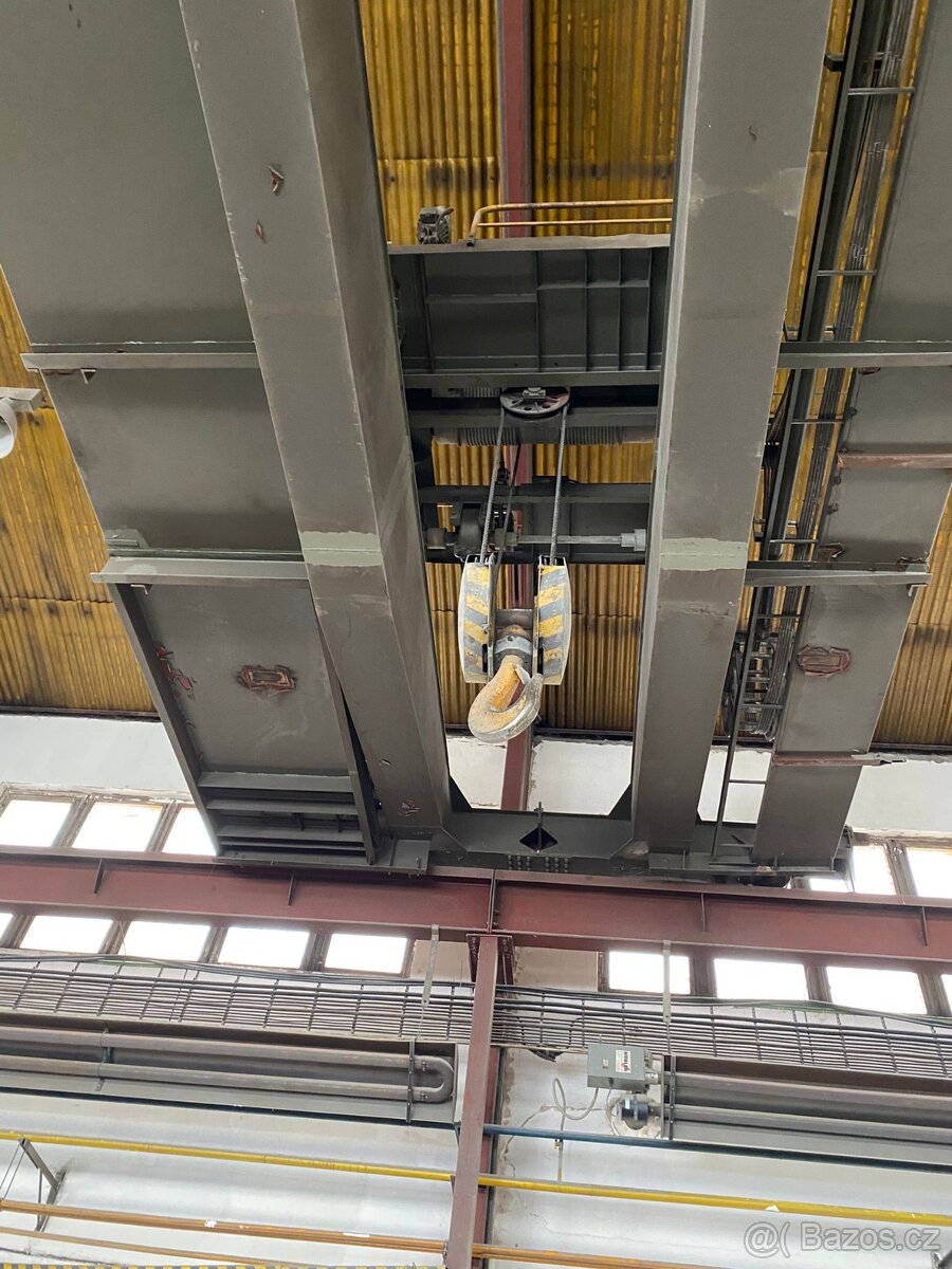 Mostový jeřáb 2ks - 13