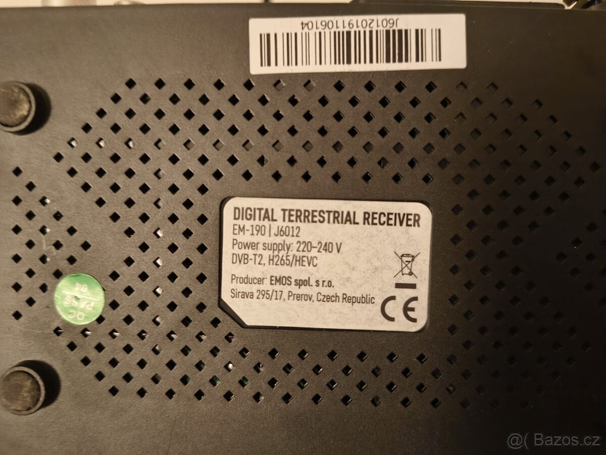 3x starší LCD televize a DVB-T2 Tuner - 13