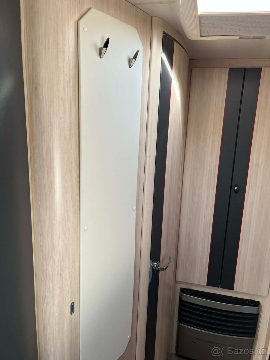 karavan HOBBY 545 KMF DE LUXE - 13
