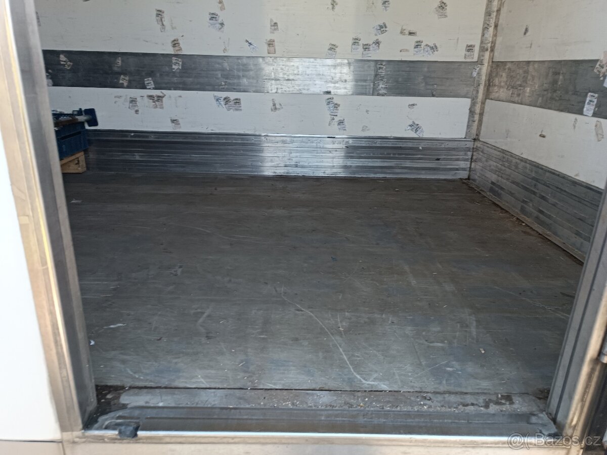 Mercedes-Benz Sprinter 513 CDi Chladírenská skříň 2014 - 13