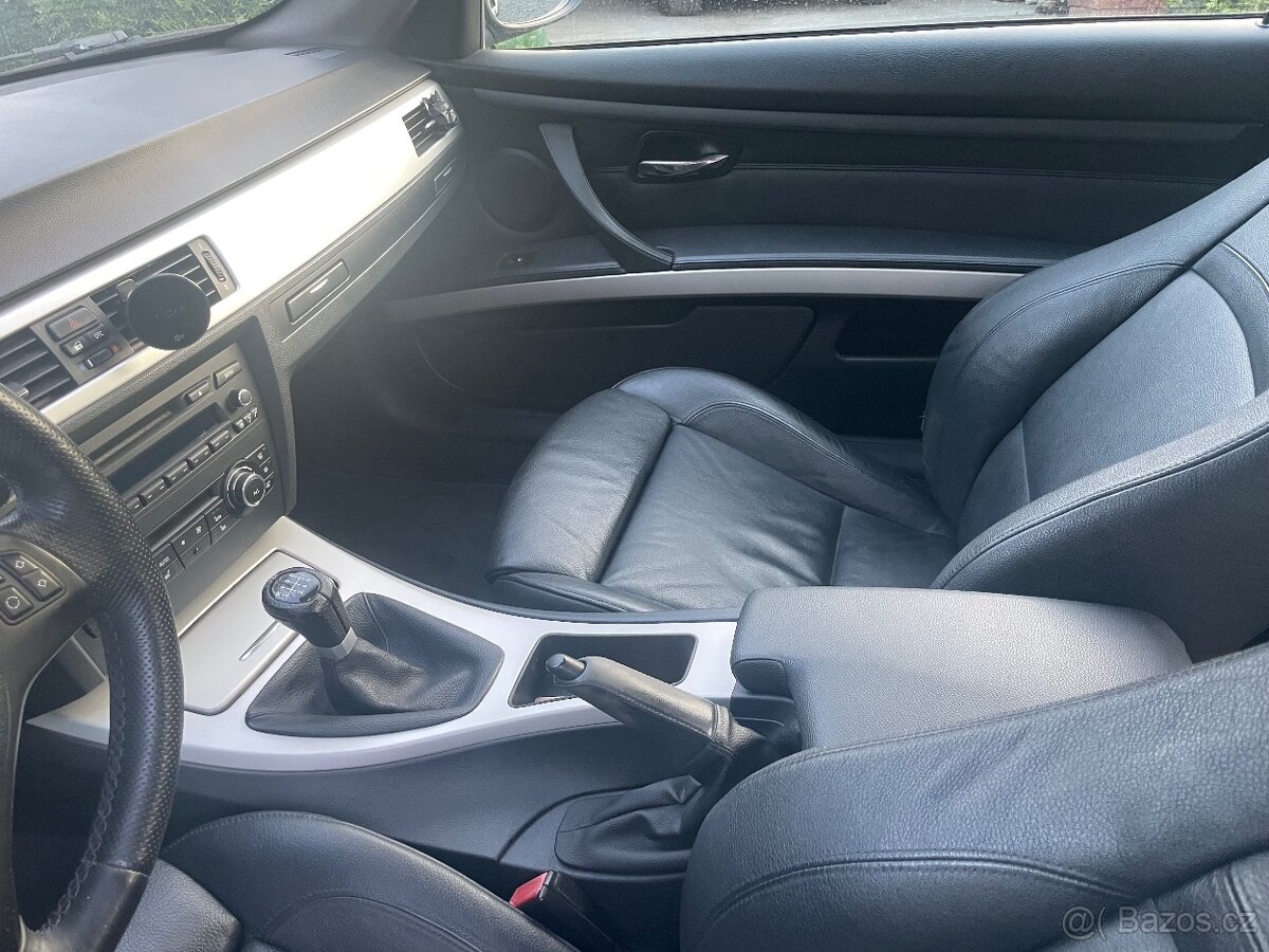 BMW E92 330D - 13