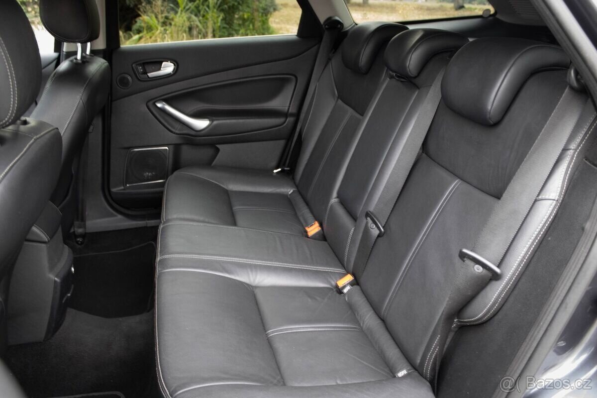 Ford Mondeo Combi 2.0 TDCi - 13