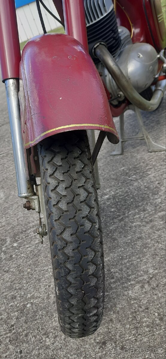Jawa 250 - 13