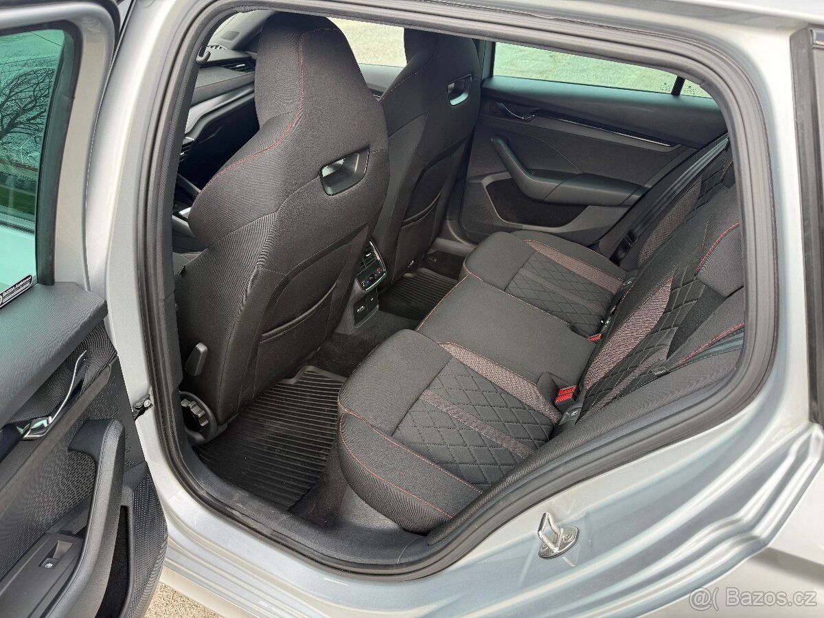 Škoda Octavia 4 RS iV Combi 180kW | 2022 | 79tisKm - 13