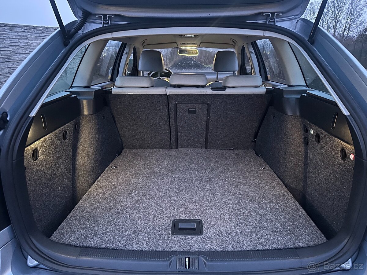 Škoda Octavia 2,0 TDI, Laurin & Klement - 13