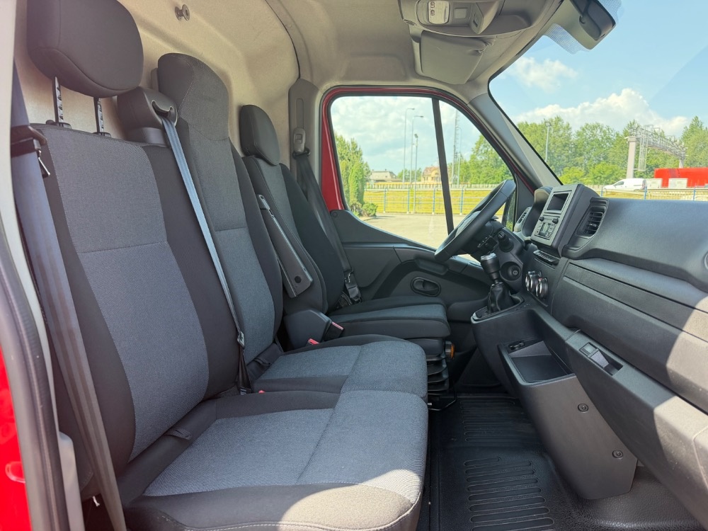 Renault Master 2.3 DCI L4H3 MAXI ČR 1.maj - 13