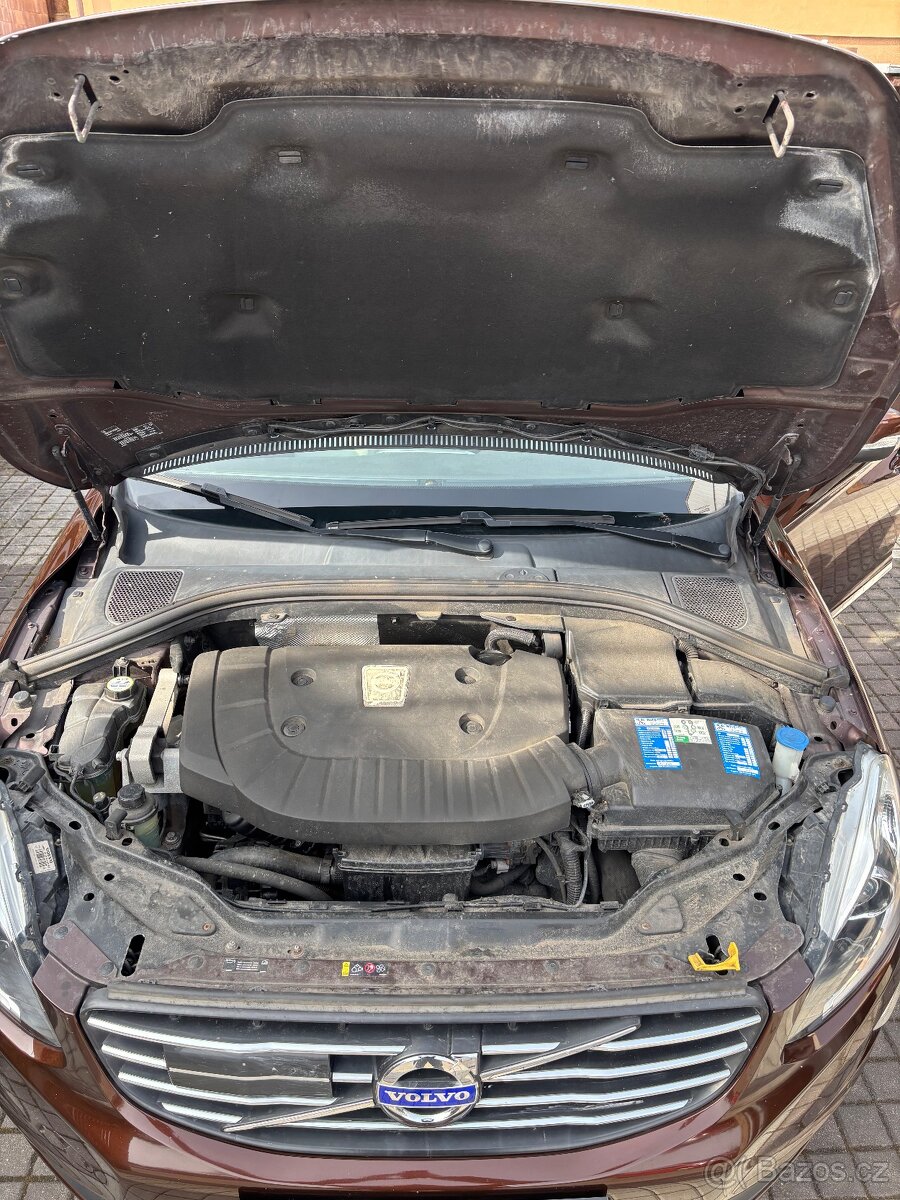 Volvo XC60 D4 2.4D AWD - 13