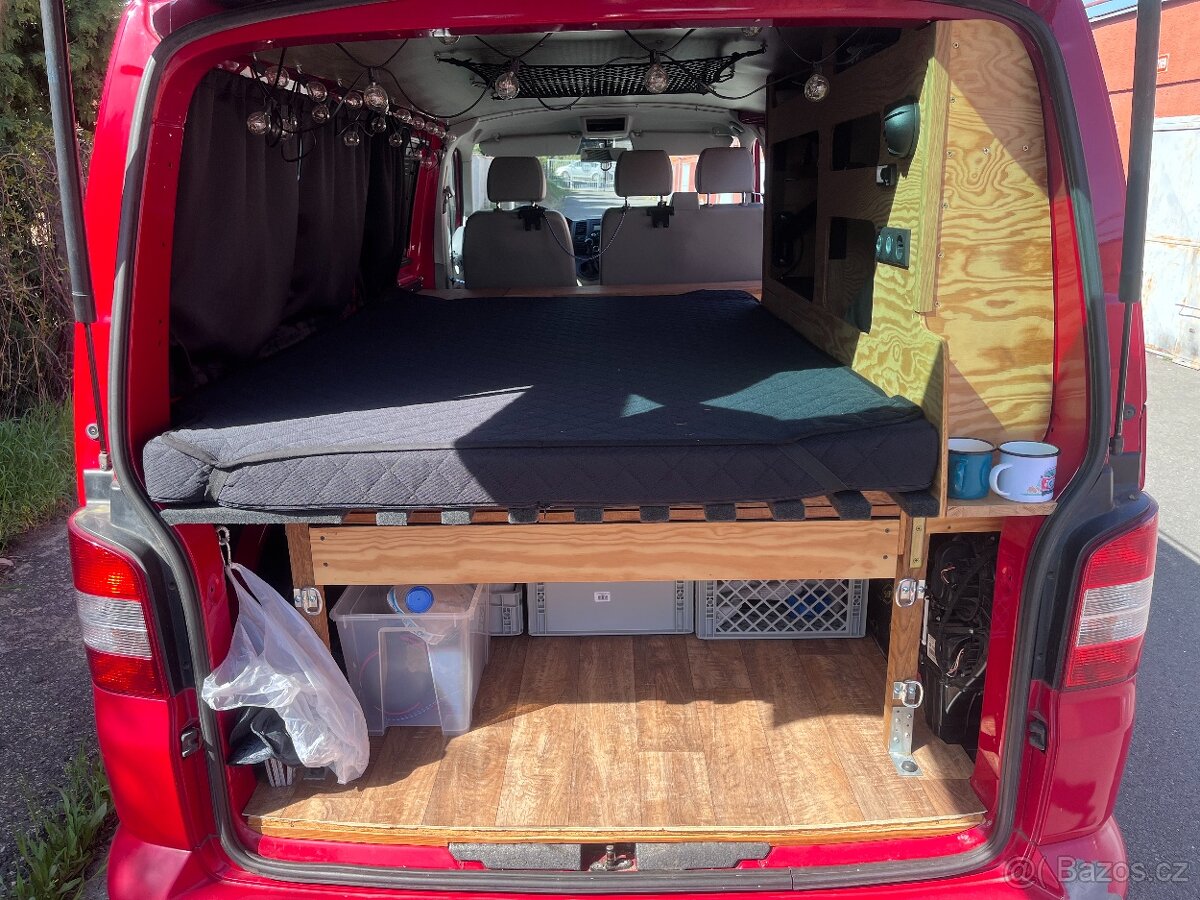 VW T5.1 Long s vestavbou - 13