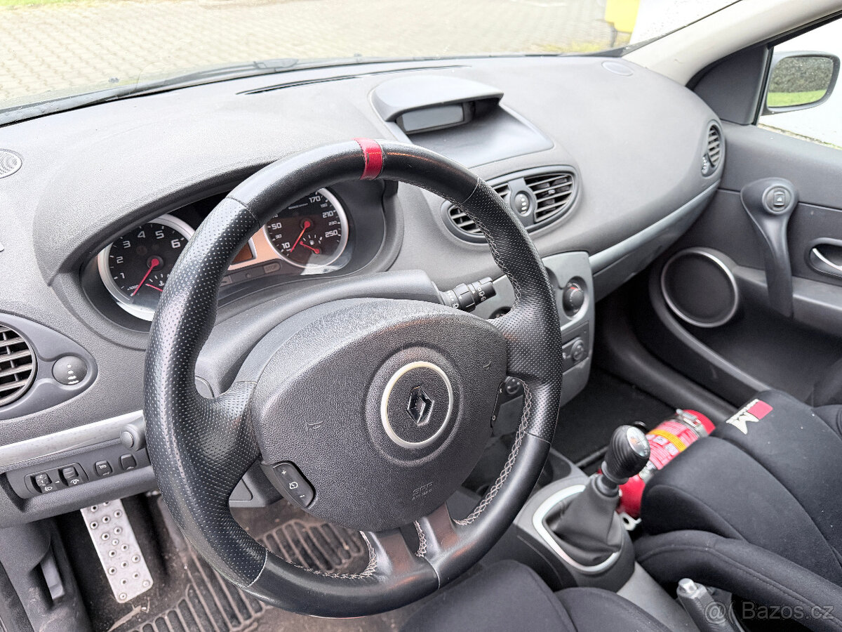 Renault Clio III RS 197 - závodní auto TOP STAV - 13