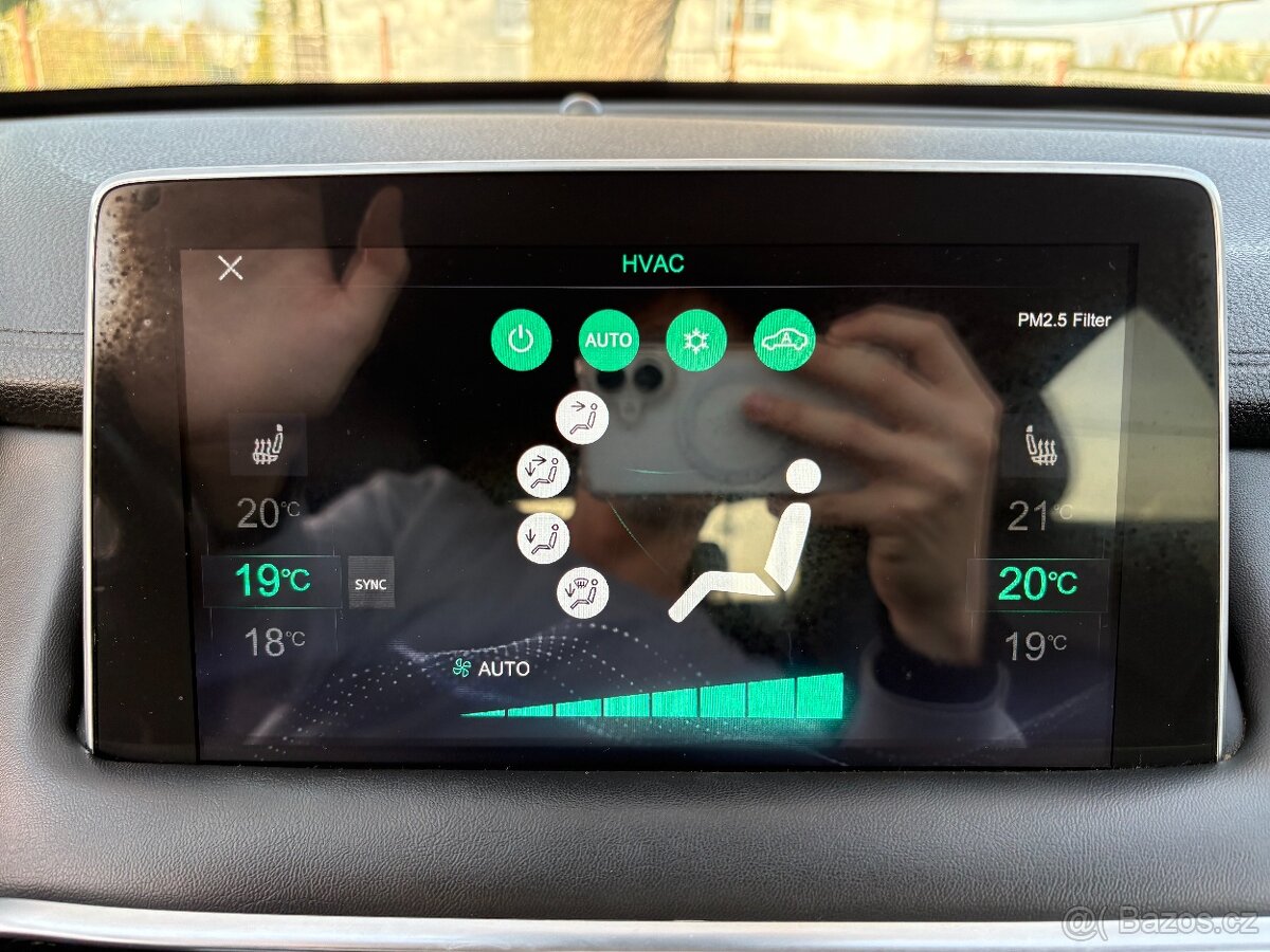 MG eHS 1,5 TGi Carplay,DPH, ACC - 13