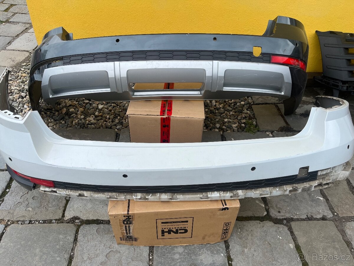 OctVia 3 a facelift kapoty,nárazníky,dveře,atd - 13