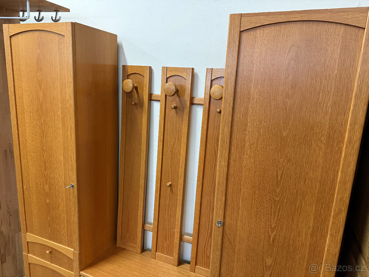 čtyřdílná sestava do předsíně 180cm - 13