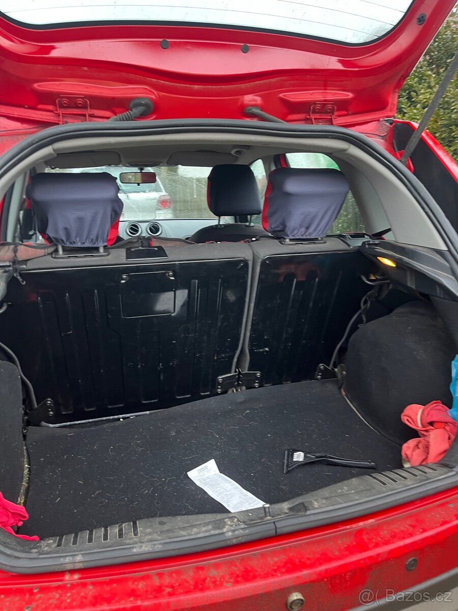 Prodám Ford fiestu mk6 - 13