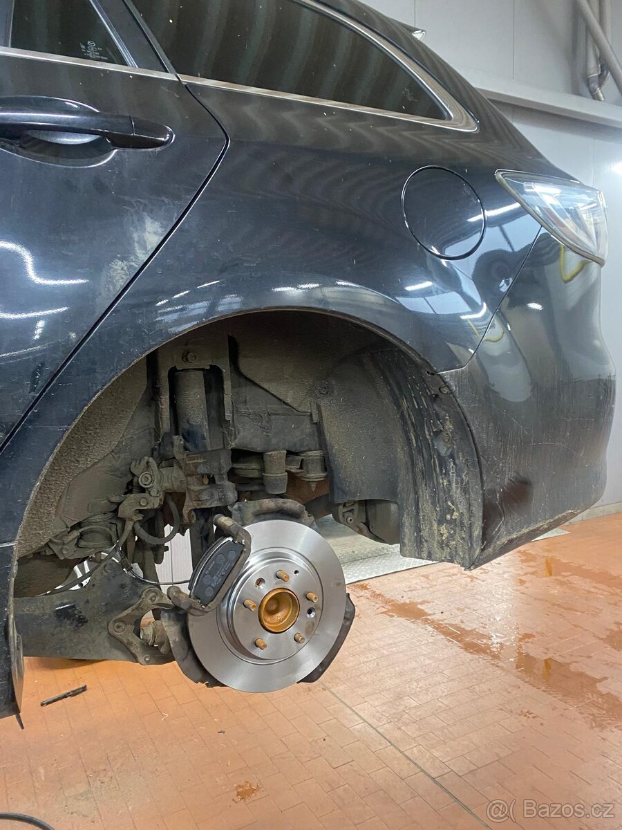 Mazda 6 GH kombi - 13