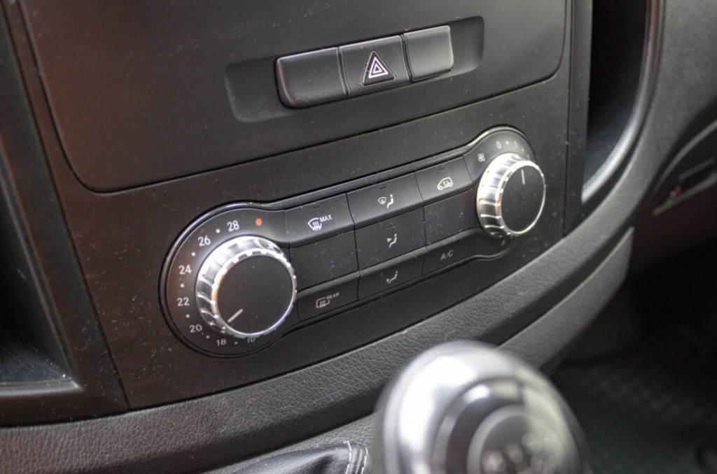 Mercedes-Benz Vito 114 CDI – 9-miestne - 13