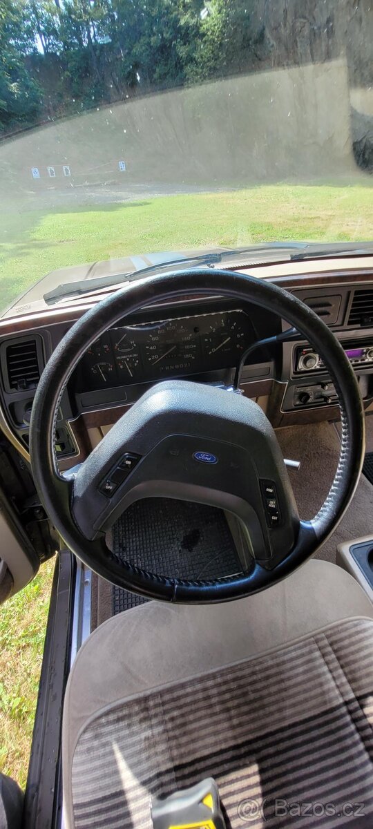 FORD BRONCO II - 13
