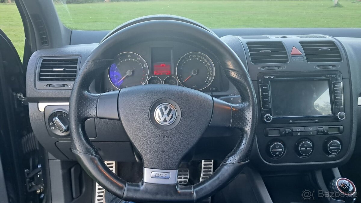 Volkswagen golf 5 GTI - 13