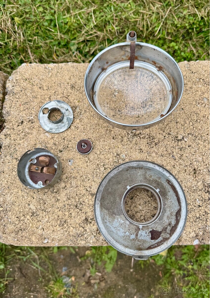 Jawa 50 parez, pionyr, fichtl, libenak - predni svetlo - 13