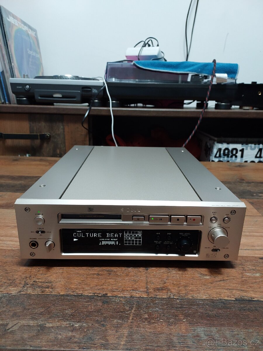 Sony MDS-J3000ES - 13