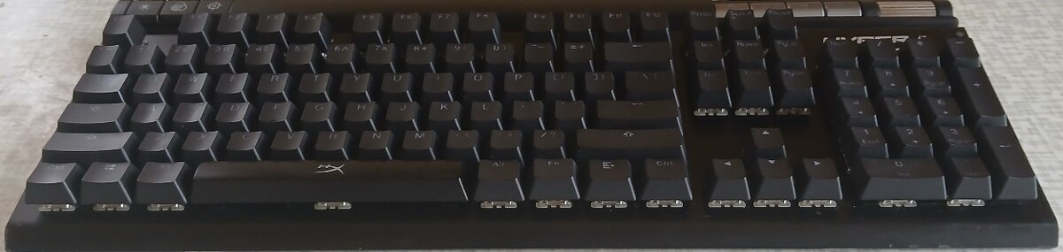 Prodám profi mechanickou herní klávesnici HyperX Alloy Elite - 13