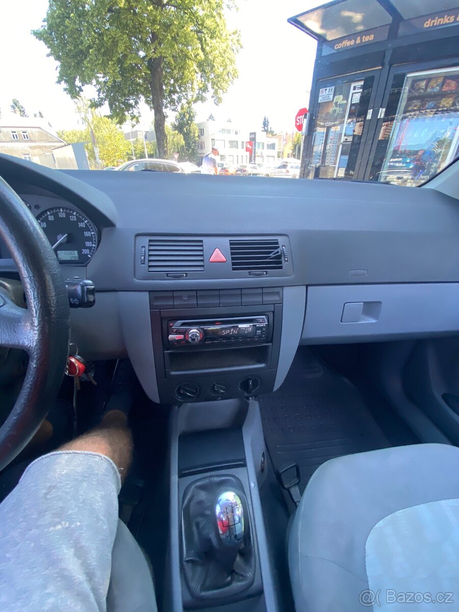 škoda fabia 1.4 mpi 50kw - 13