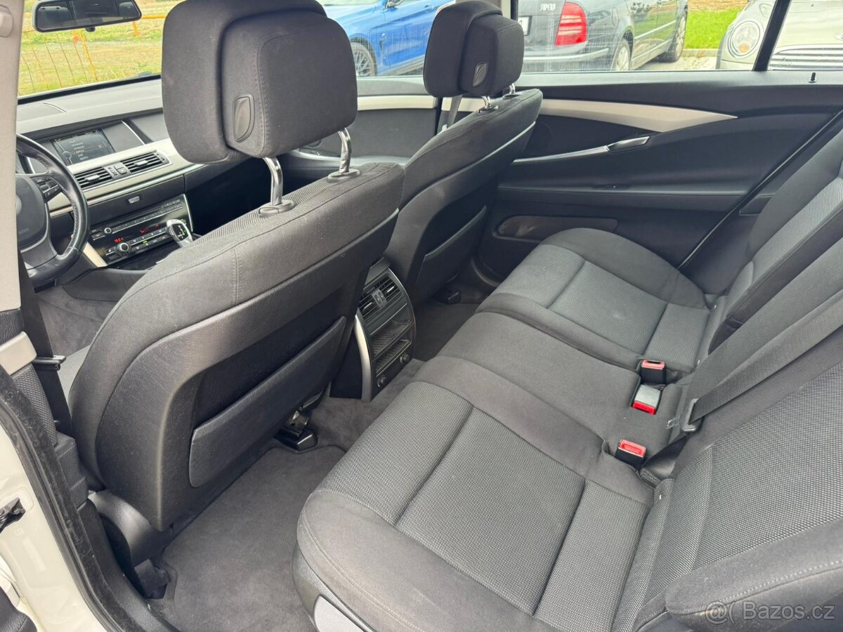 BMW 535 I GT - 13
