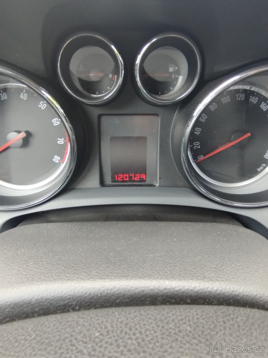 Opel Mokka 1,6i 85kw Cosmo - 13