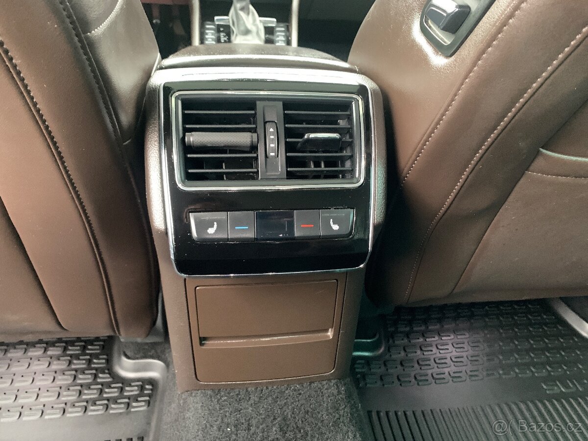 ŠKODA SUPERB 2.0 TDI DSG L&K 4X4 - 13