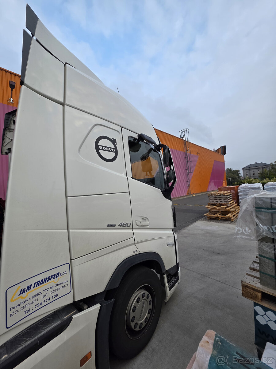 Řidič kamionu pro J&M Transped - 13