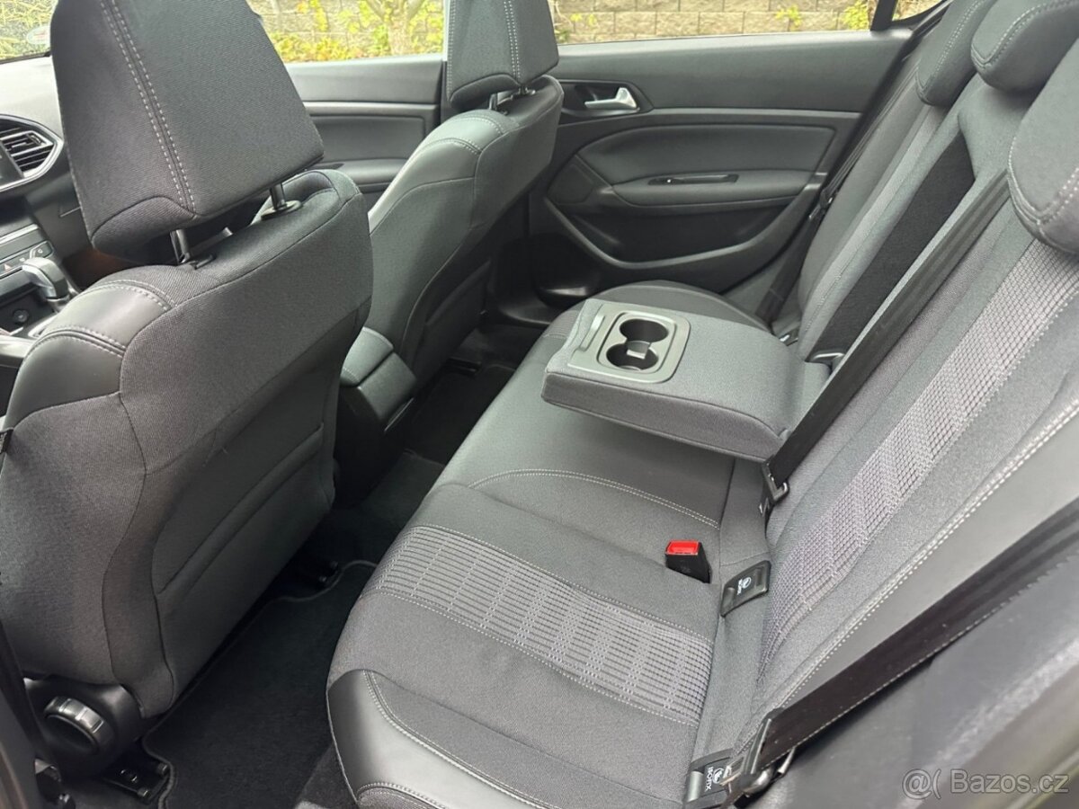 prodám Peugeot 308 1.2T 96kw - 13